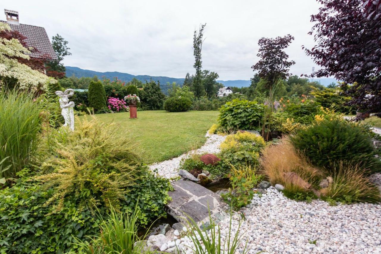 Apartma Spaans Radovljica Buitenkant foto