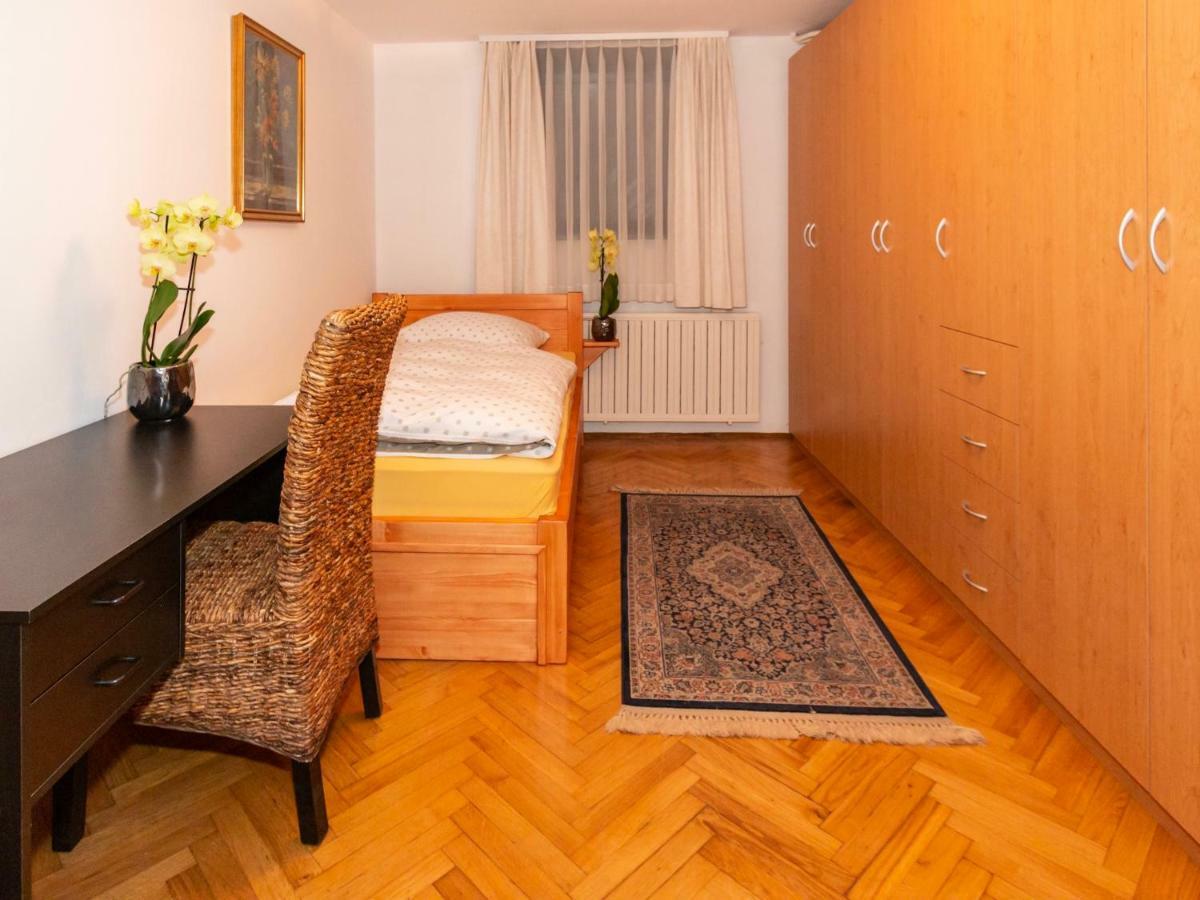 Apartma Spaans Radovljica Buitenkant foto