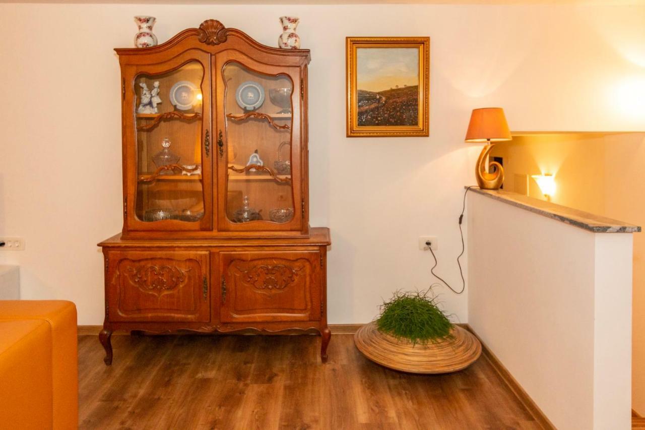 Apartma Spaans Radovljica Buitenkant foto